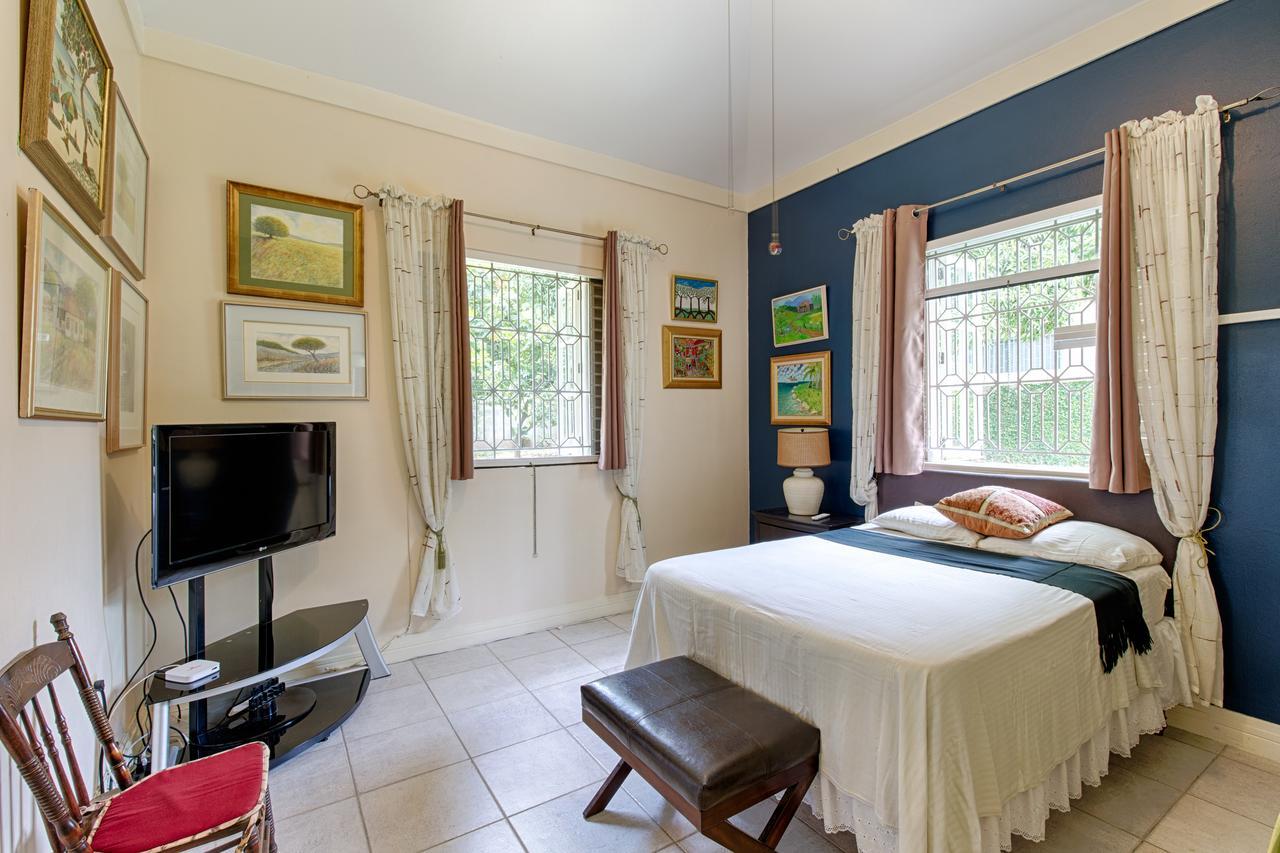 Chester Avenue Guest House Кингстън Екстериор снимка
