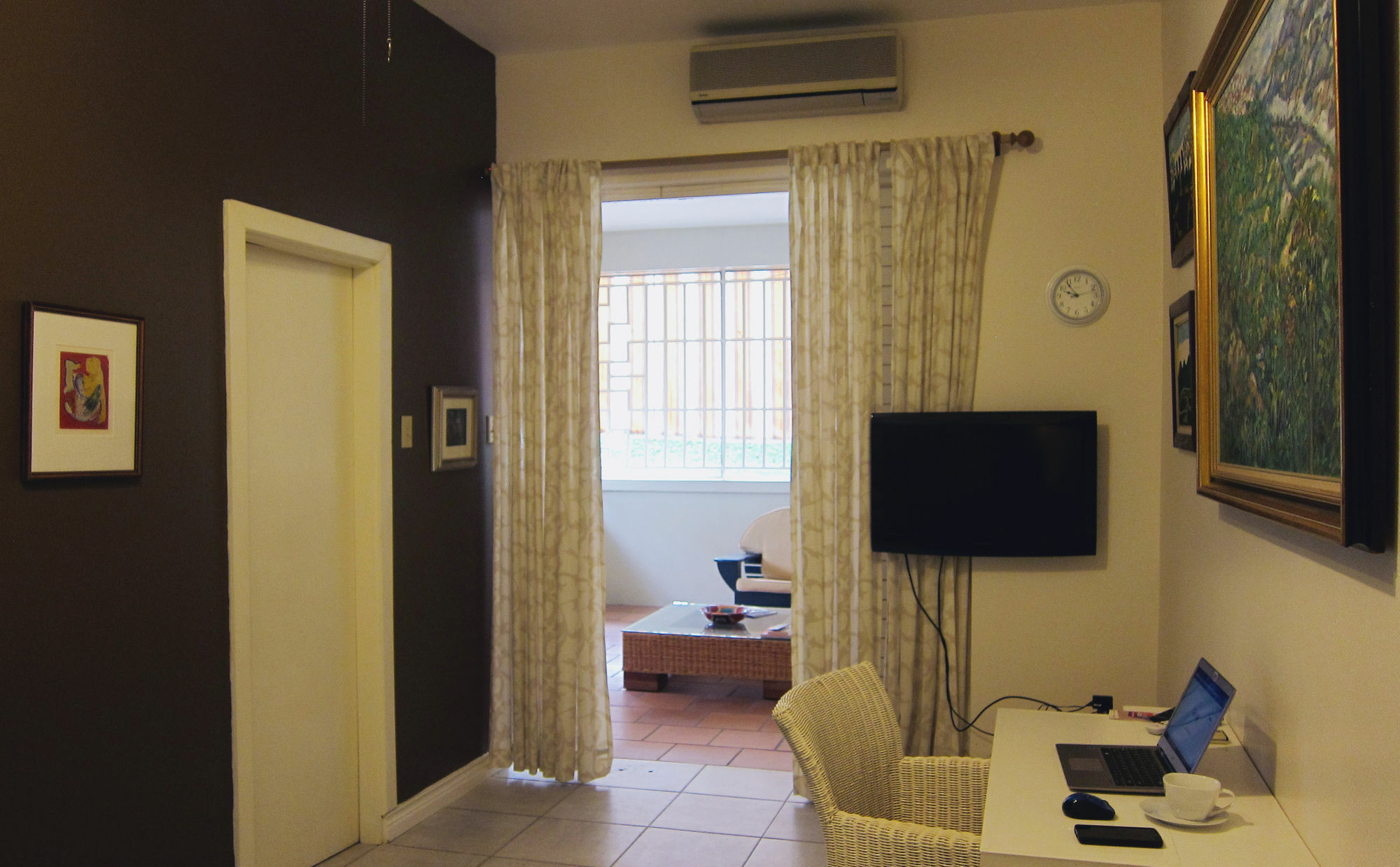 Chester Avenue Guest House Кингстън Екстериор снимка