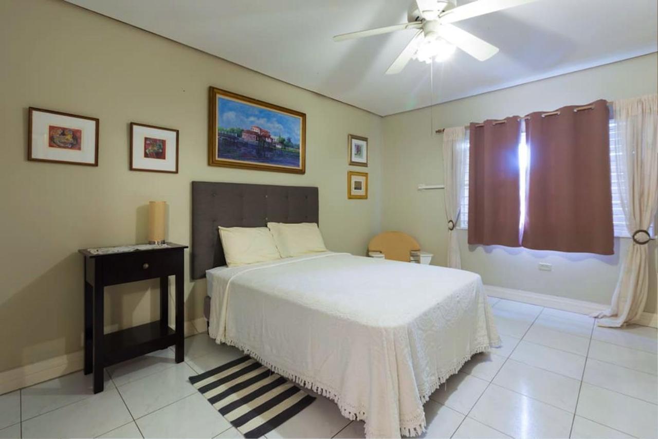 Chester Avenue Guest House Кингстън Екстериор снимка