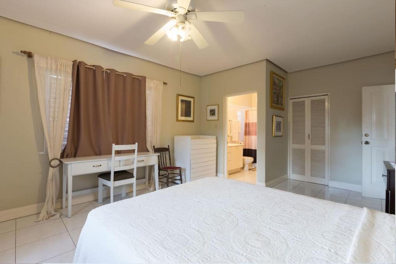 Chester Avenue Guest House Кингстън Екстериор снимка